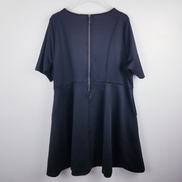 Torrid Fluted Fit & Flare Mini Dress Scuba Black NWT - Picture 6 of 13